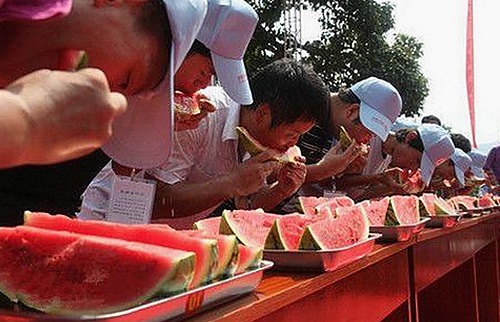 娱乐圈3月大瓜回顾：故事层层推进，真相逐渐浮出水面